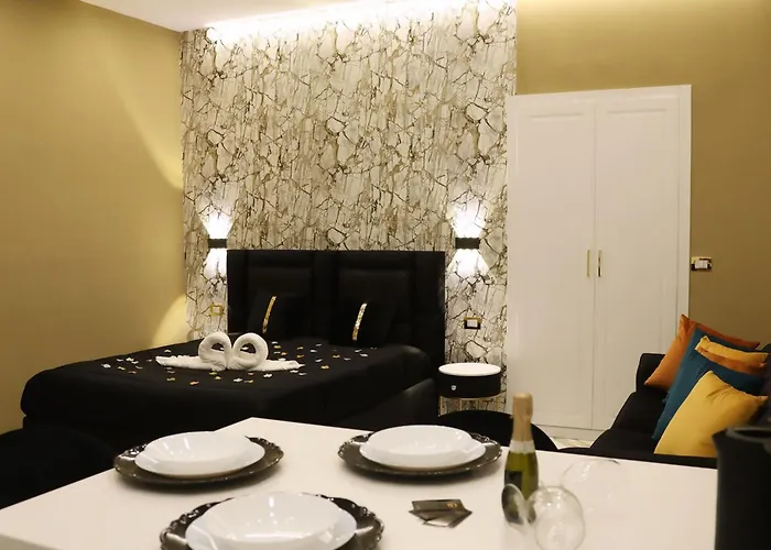 Luxury House Centro Неаполь
