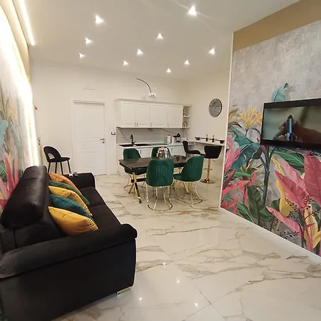 شقة Luxury House Centro نابولي