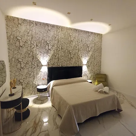 Luxury House Centro Napoli